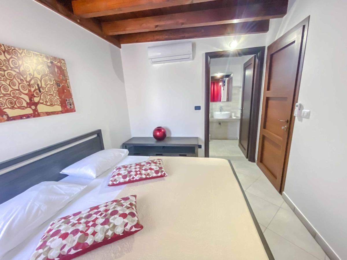 Aparthotel Cortellenica Torre San Giovanni Ugento Luaran gambar