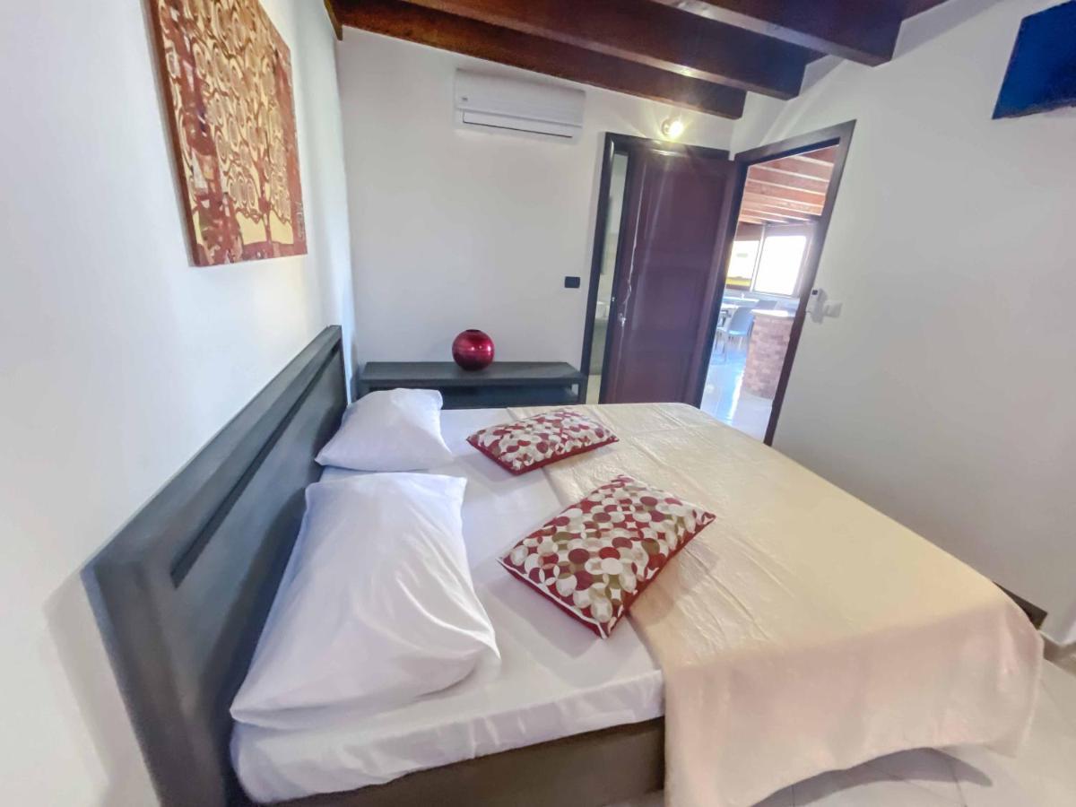 Aparthotel Cortellenica Torre San Giovanni Ugento Luaran gambar